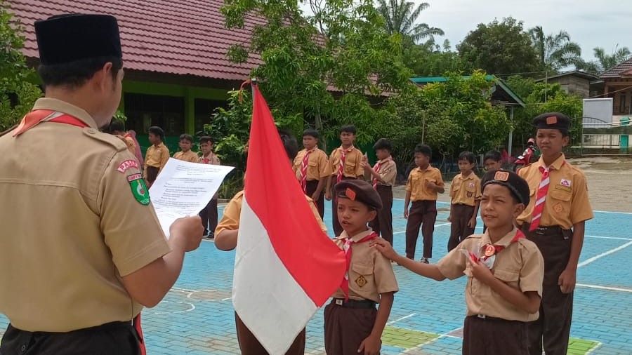 Pelantikan Penggalang Ramu dan Rakit Gugus Depan 05.021–05.022 (Imam Bonjol) Pangkalan SDN 020 Long Ikis